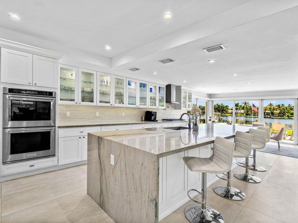 7150 W Lake Drive, Lake Clarke Shores FL 33406