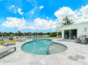 7150 W Lake Drive, Lake Clarke Shores FL 33406