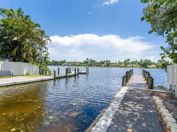 7150 W Lake Drive, Lake Clarke Shores FL 33406