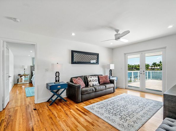 7150 W Lake Drive, Lake Clarke Shores FL 33406