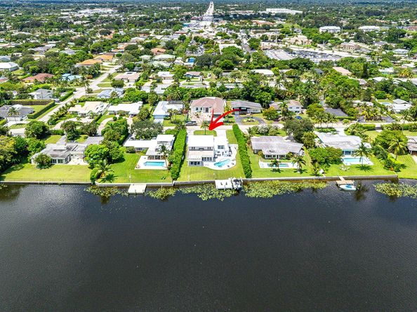 7150 W Lake Drive, Lake Clarke Shores FL 33406