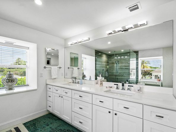 7150 W Lake Drive, Lake Clarke Shores FL 33406