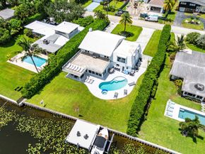7150 W Lake Drive, Lake Clarke Shores FL 33406