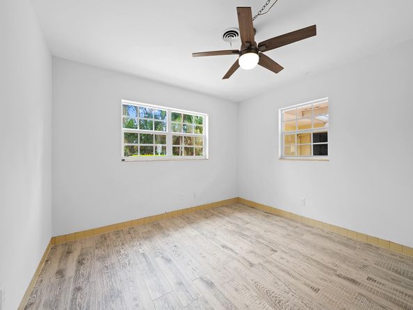 708 NW 22nd St, Wilton Manors FL 33311