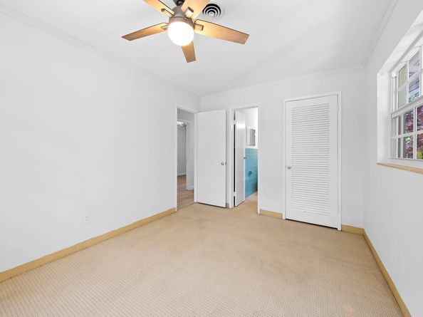 708 NW 22nd St, Wilton Manors FL 33311