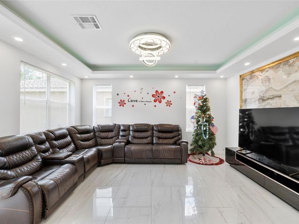 10739 Oak Bend Way, Wellington FL 33414