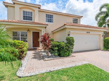 10739 Oak Bend Way