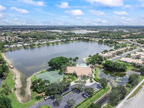 10739 Oak Bend Way, Wellington FL 33414