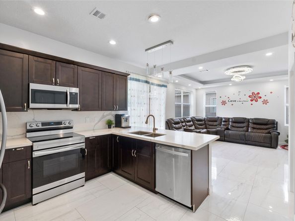 10739 Oak Bend Way, Wellington FL 33414