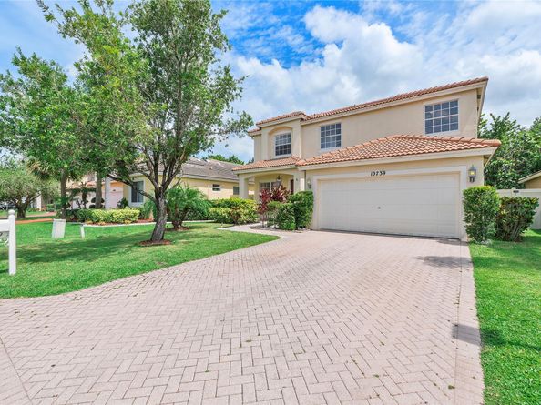 10739 Oak Bend Way, Wellington FL 33414