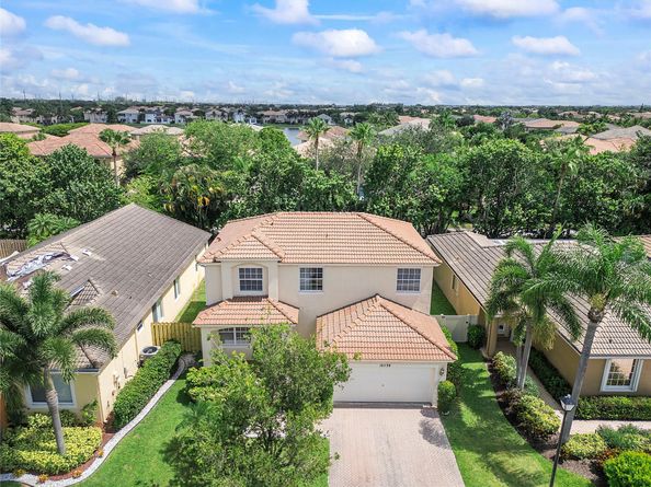 10739 Oak Bend Way, Wellington FL 33414