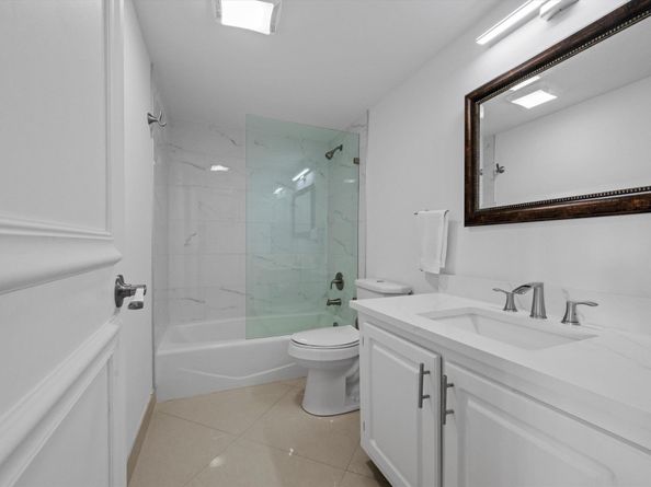 13321 Polo Club Road C203, Wellington FL 33414