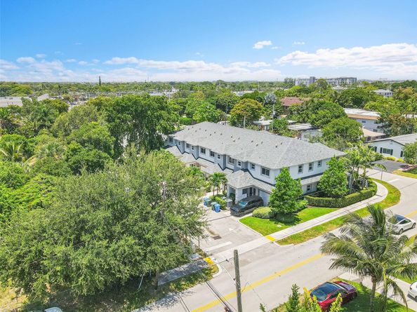 1484 NE 34th St 1484, Oakland Park FL 33334
