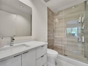 1484 NE 34th St 1484, Oakland Park FL 33334