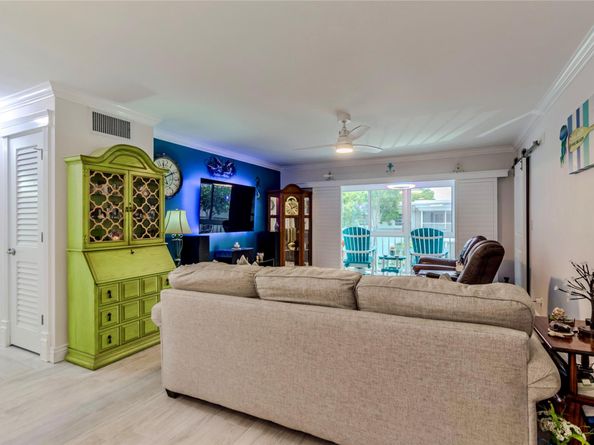 6517 Bay Club Dr 4, Fort Lauderdale FL 33308