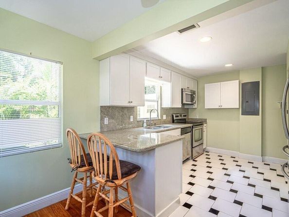 213-215 S Ocean Breeze, Lake Worth Beach FL 33460