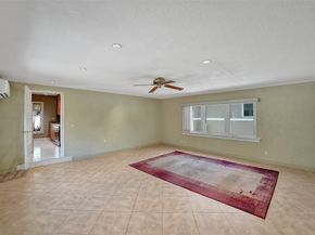 5562 SW 1st Ct, Plantation FL 33317