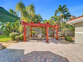 5562 SW 1st Ct, Plantation FL 33317
