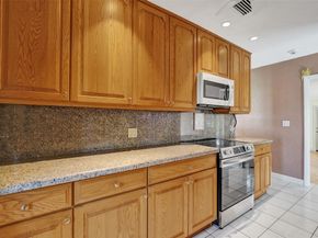 5562 SW 1st Ct, Plantation FL 33317