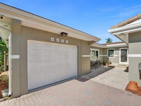 5562 SW 1st Ct, Plantation FL 33317
