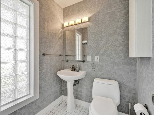 5562 SW 1st Ct, Plantation FL 33317