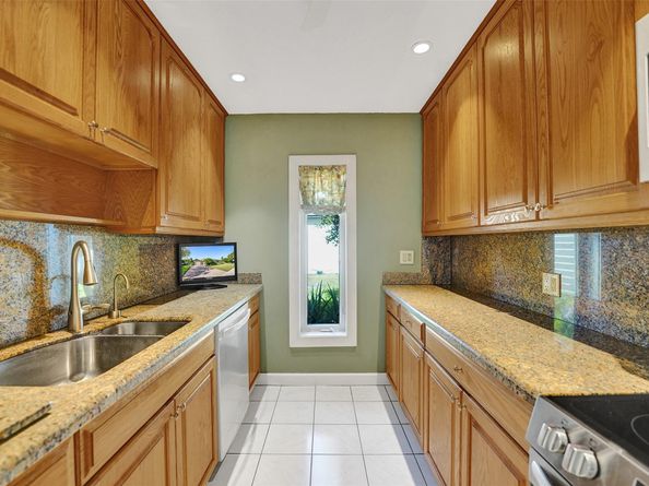 5562 SW 1st Ct, Plantation FL 33317