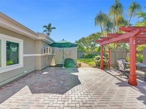 5562 SW 1st Ct, Plantation FL 33317