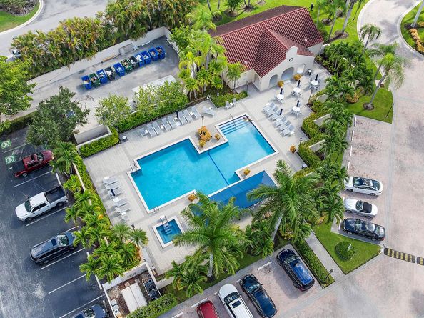 7582 Regency Lake Drive 601, Boca Raton FL 33433