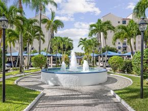 7582 Regency Lake Drive 601, Boca Raton FL 33433