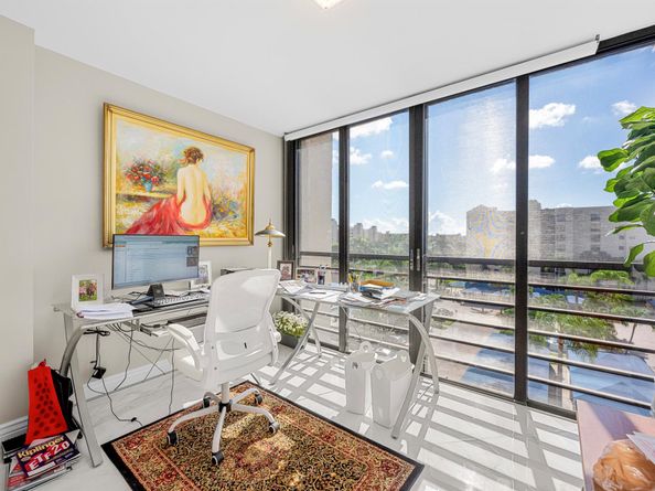 7582 Regency Lake Drive 601, Boca Raton FL 33433