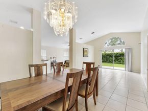 225 Preserve Court, Royal Palm Beach FL 33411