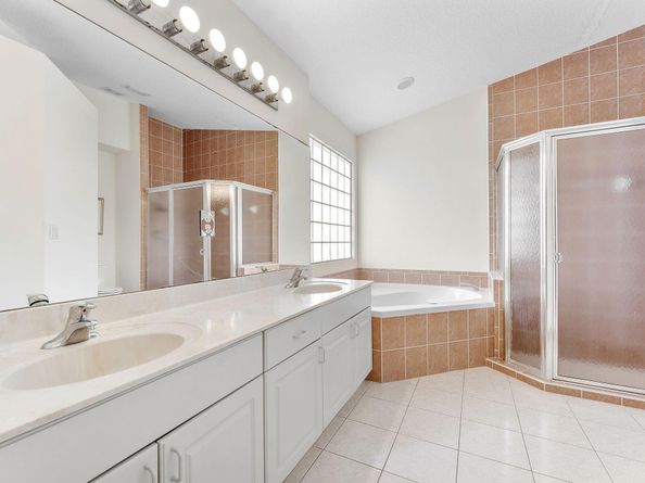225 Preserve Court, Royal Palm Beach FL 33411