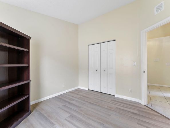 225 Preserve Court, Royal Palm Beach FL 33411
