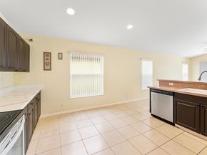 225 Preserve Court, Royal Palm Beach FL 33411