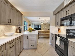 2131 SW 92nd Ter 1601, Davie FL 33324