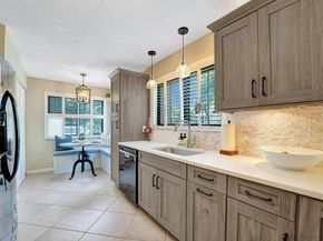 2131 SW 92nd Ter 1601, Davie FL 33324