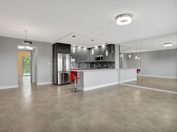 4004 Cambridge A 4004, Deerfield Beach FL 33442
