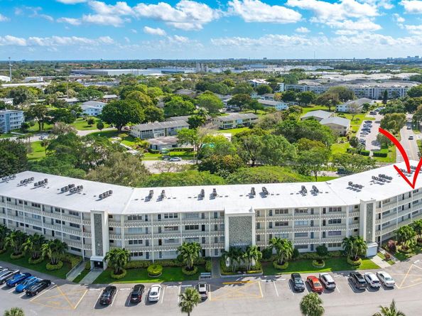 4004 Cambridge A 4004, Deerfield Beach FL 33442