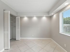 2461 SW 43rd Ter, Fort Lauderdale FL 33317