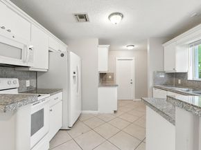 2461 SW 43rd Ter, Fort Lauderdale FL 33317