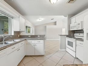 2461 SW 43rd Ter, Fort Lauderdale FL 33317