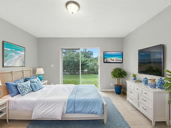 2461 SW 43rd Ter, Fort Lauderdale FL 33317