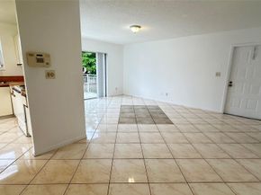 1200 SW 113th Ter 204, Pembroke Pines FL 33025