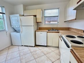 1200 SW 113th Ter 204, Pembroke Pines FL 33025