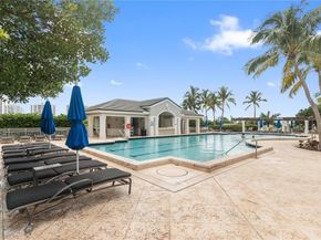 21050 Point Pl 2202, Aventura FL 33180