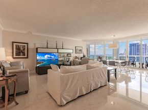 21050 Point Pl 2202, Aventura FL 33180