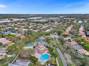 4982 Pelican St, Coconut Creek FL 33073