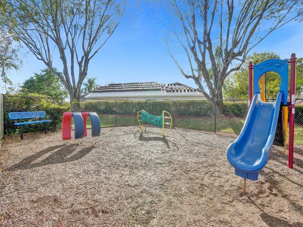 4982 Pelican St, Coconut Creek FL 33073