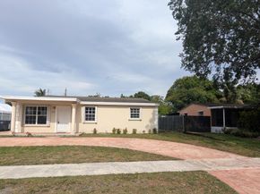 541 N 68th Way, Hollywood FL 33024