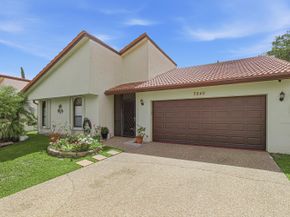 7040 Golf Pointe Circle, Tamarac FL 33321